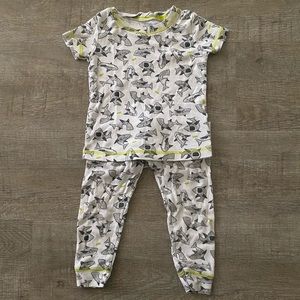 Neon Stitch Shark Set